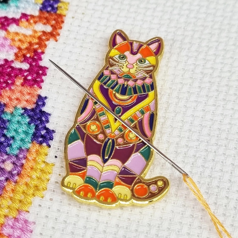 Meloca Designs Mandala Cat Needle Minder