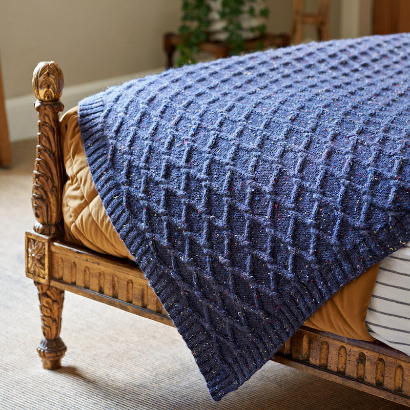 WYS ColourLab Aran - Life & Style Pattern Book