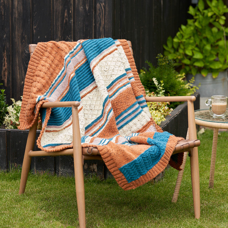WYS ColourLab Aran - Life & Style Pattern Book
