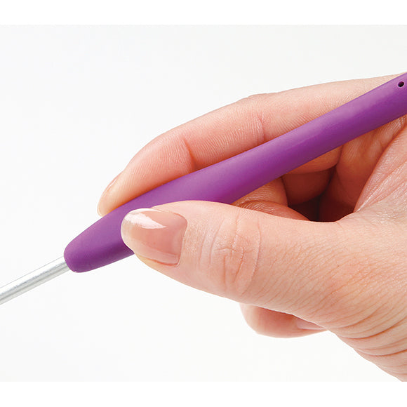 Clover Amour Steel Crochet Hooks - valleywools