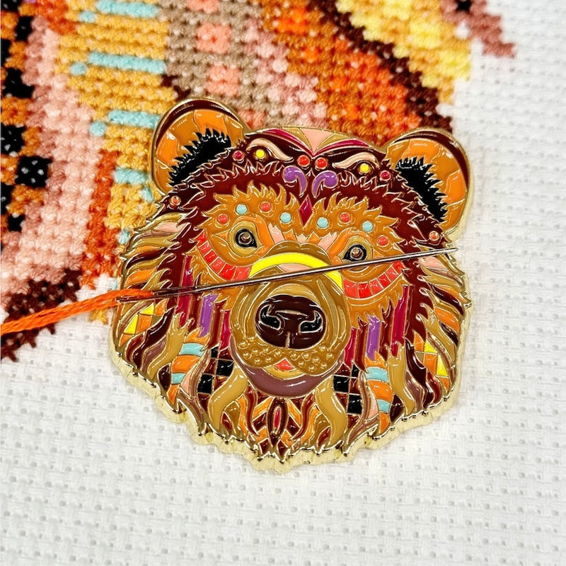 Meloca Designs Mandala Bear Needle Minder