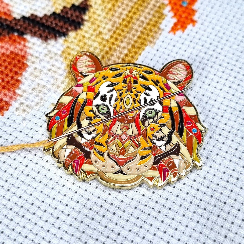Meloca Designs Mandala Tiger Needle Minder