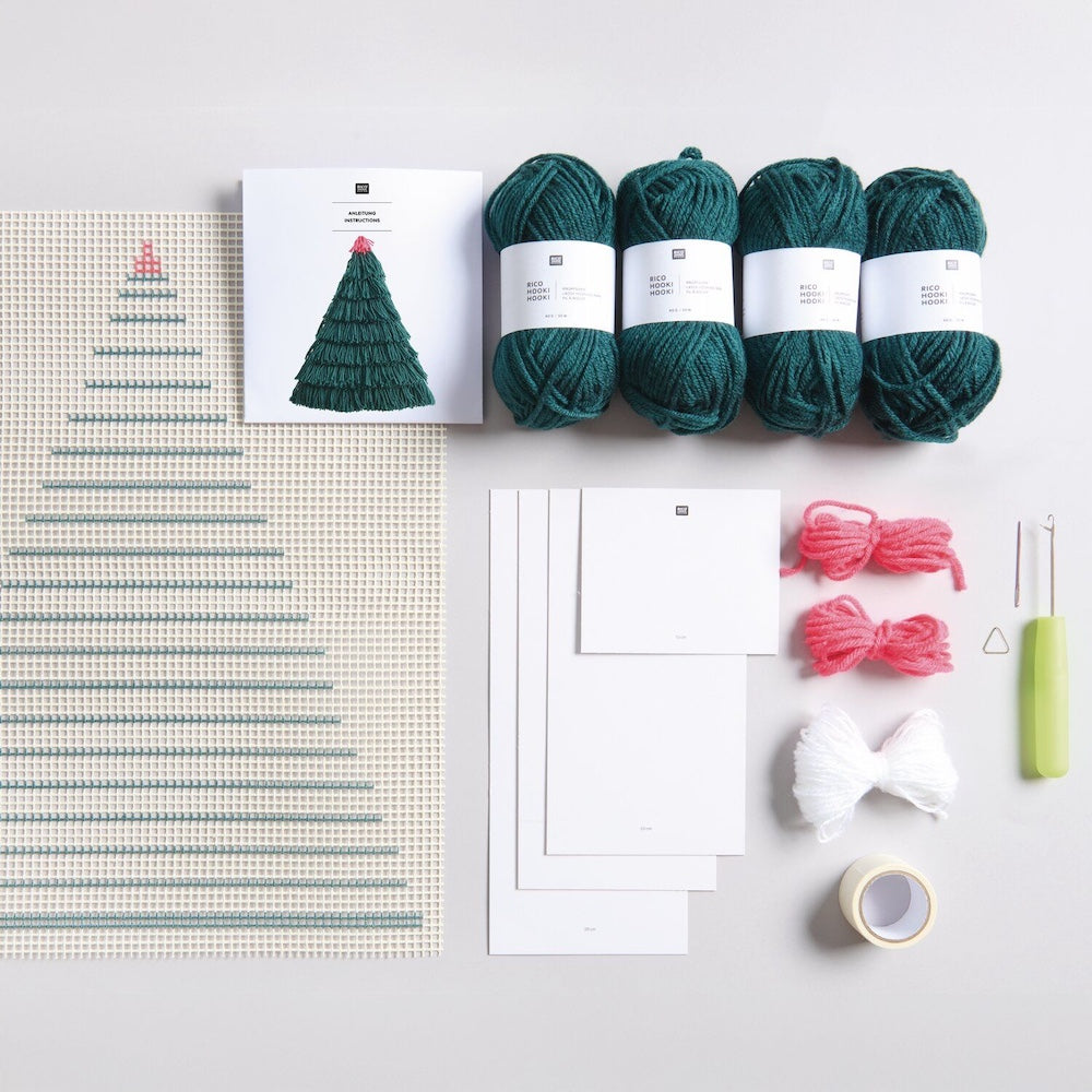 Rico Hooki Hooki Latch Hooking Kit: Wall Hanging Christmas Tree