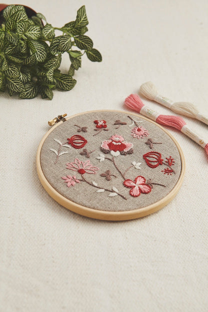 Indiennes Flowers Embroidery Kit by Marie Dominique Procureur