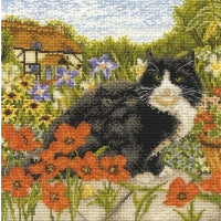 DMC Black Cat in a Cottage Garden - valleywools
